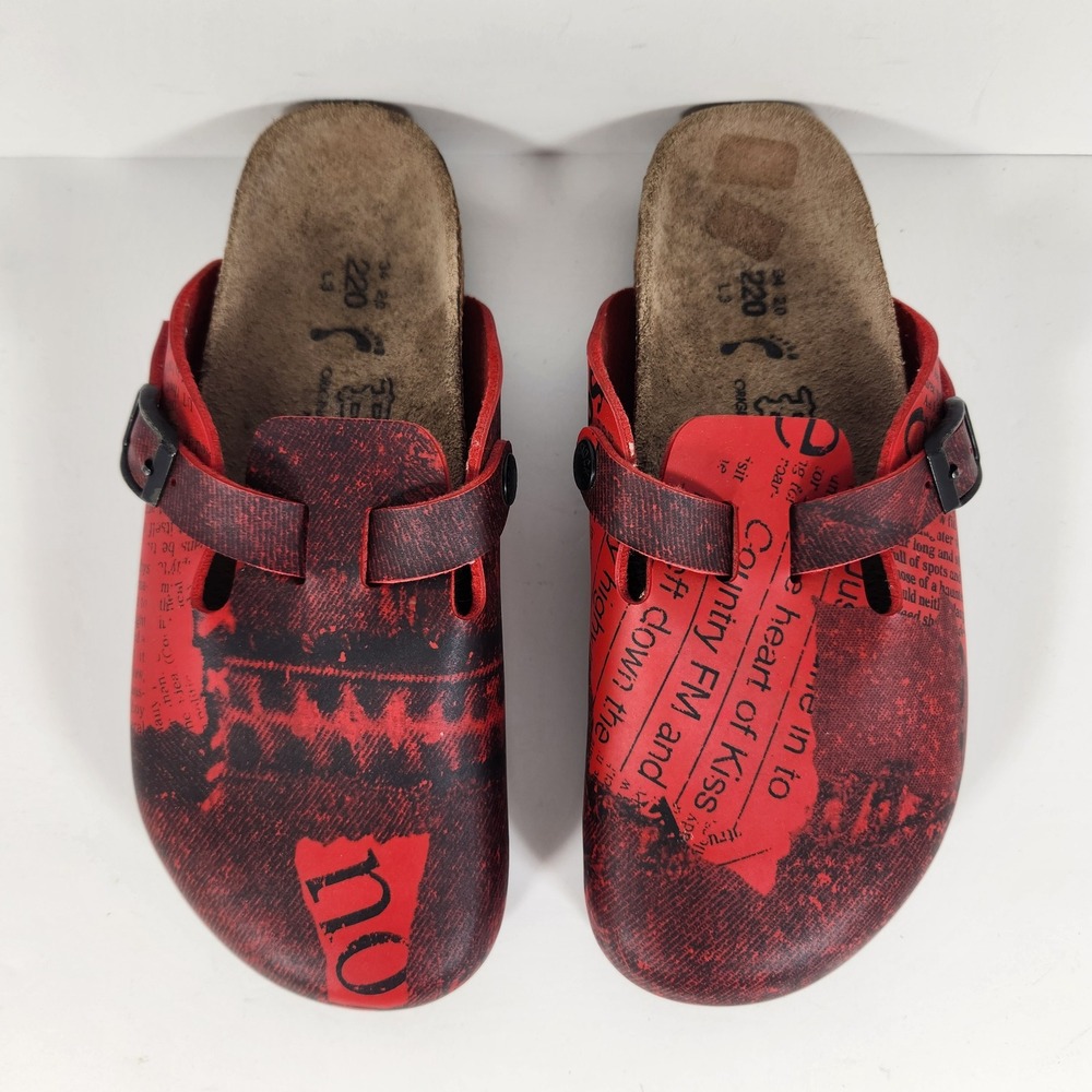 Birkenstock Birki's Kids Red Black Newspaper Print Clogs Size 34 US 3